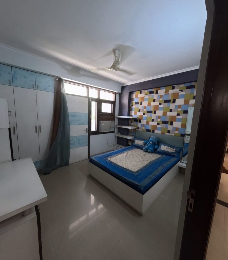 Luxury 3 BHK Furnished Apartment