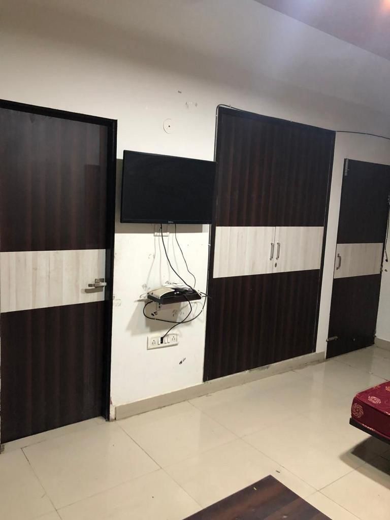 1 BHK Full Furnished Studio Apartment